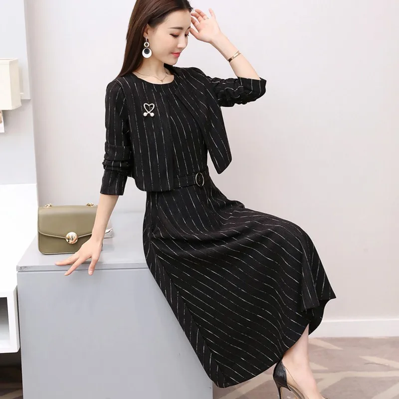 

Elegant Women Two Piece Set Office Lady Twill Short Jacket Sleeveless Slim Dress Red Coats Belt Dress Womens Party Suits Autumn