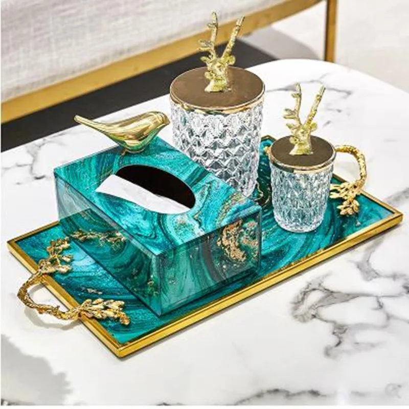 

EUROPEAN-STYLE GOLDEN DEER HEAD DECORATION STORAGE JAR, EMBOSSED CRYSTAL GLASS, TOOTHPICK JAR AND CANDY JAR, HOME OFFICE RESTAUR