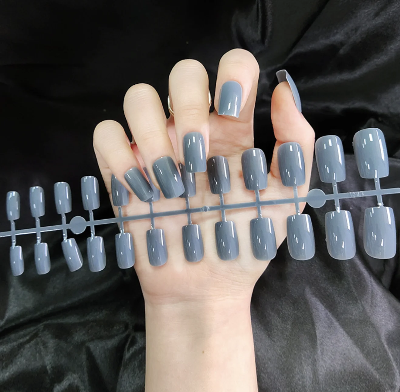 Твердые зеркальные накладные ногти средней длины искусственные искусственное