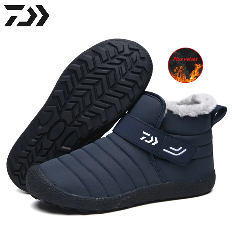 

Зимние однотонные мужские зимние водонепроницаемые зимние сапоги DAIWA 2022 с мехом плюшевые теплые мужские повседневные спортивные сапоги дл...