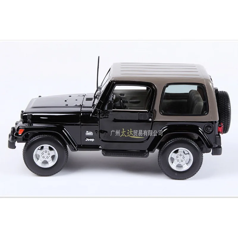 1:18 весы литой под давлением сплав автомобиля игрушки модель для Jeep Wrangler Sahara Suv с