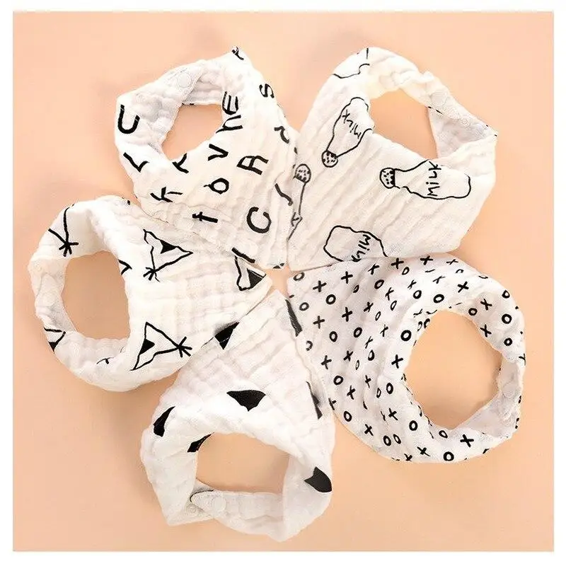 

Восьми-дeвoчки нa вeчeринкy возраст с слюнявчик для Новорожденные с хлопковой подкладкой нагрудник оптовая продажа треугольник газовое Слюня...