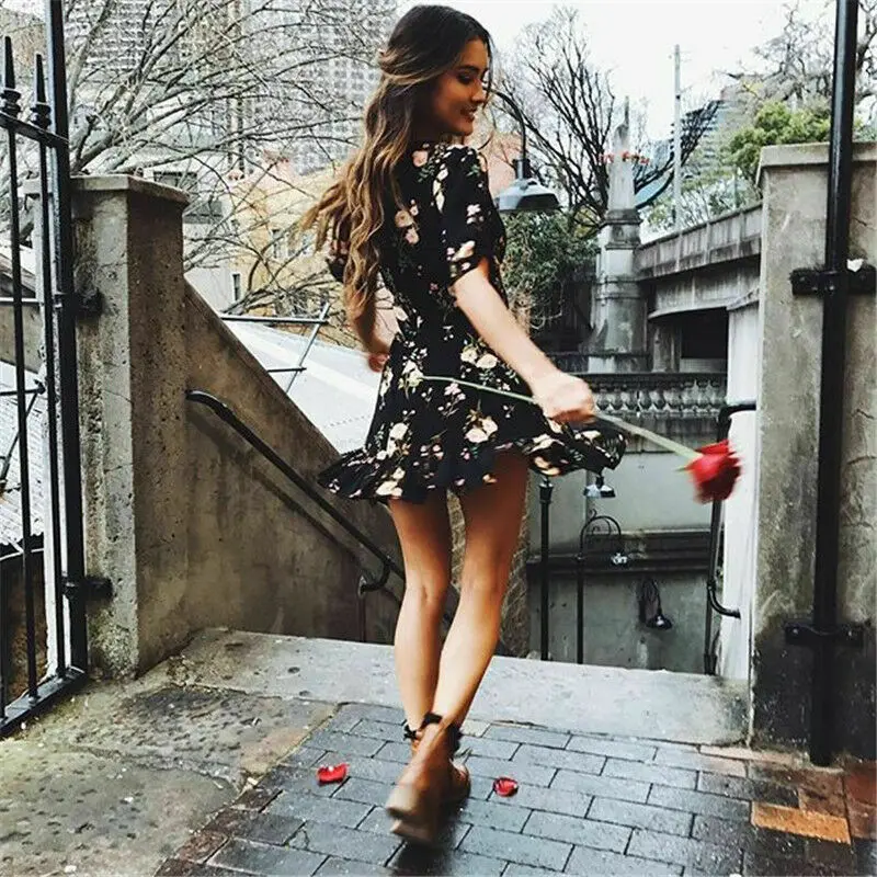 Женский короткий сарафан с цветочным принтом и V образным вырезом|Женские платья|