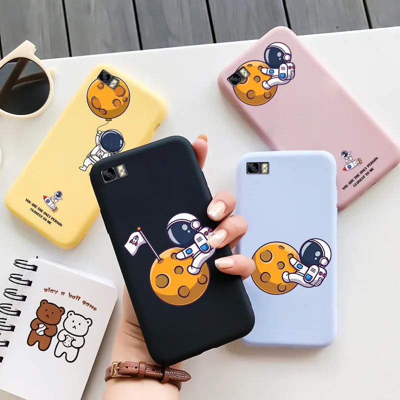 

Astronaut Soft TPU Silicone Shell For Xiaomi 3 4 Case Matte Personality Trend Phone Case Cover For XIAOMI 3 4 Colorful