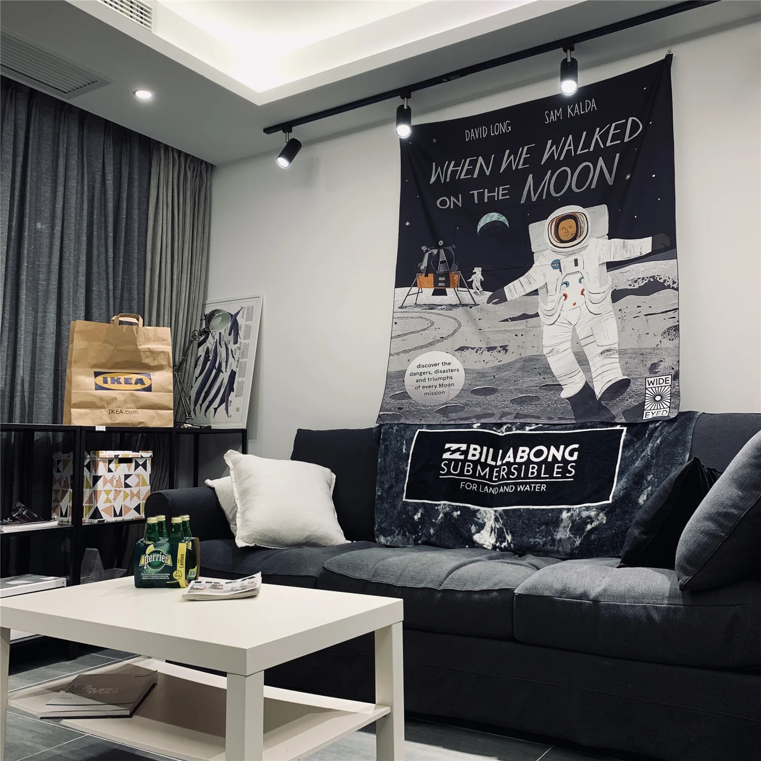 Space Moon Walk Astronaut Tapestry Wall Hanging Cloth Home Decorative Living Room Curtain Wall on The Moon Landing Plan Fabric
