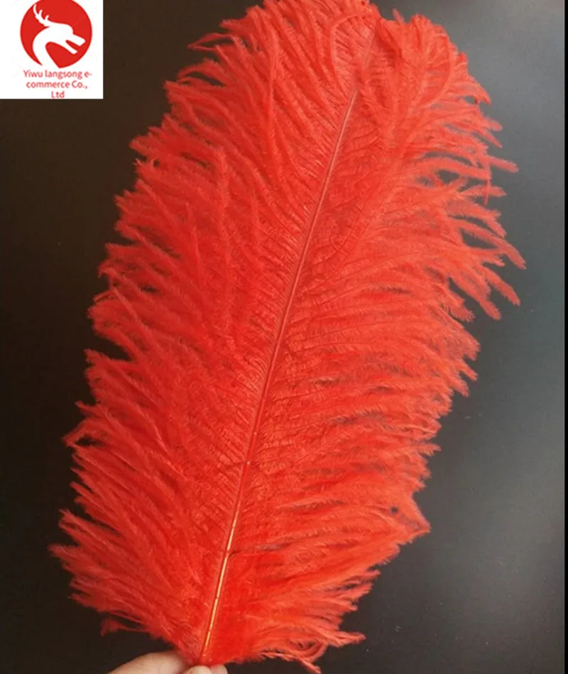Оптовая продажа красного цвета из страусового волоса 100 шт/Размеры: 35-40 см 14-16