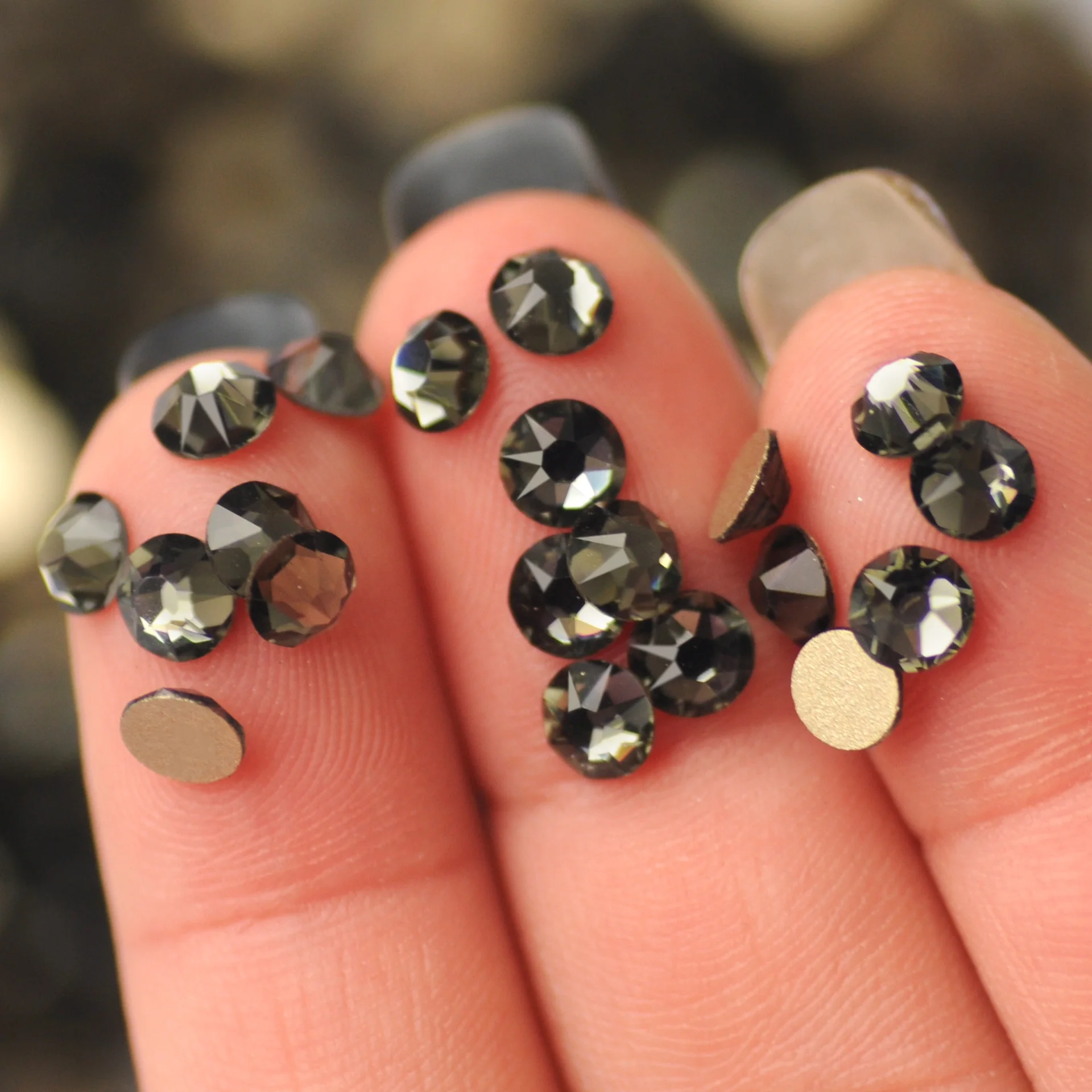 Black Diamond Новинка 2088 стразы, не исправление, 8 больших, 8 маленьких, сделай сам, стразы с кристаллами, на плоской задней части, стразы для одежды, украшения для ногтей - Цвет: Black Diamond