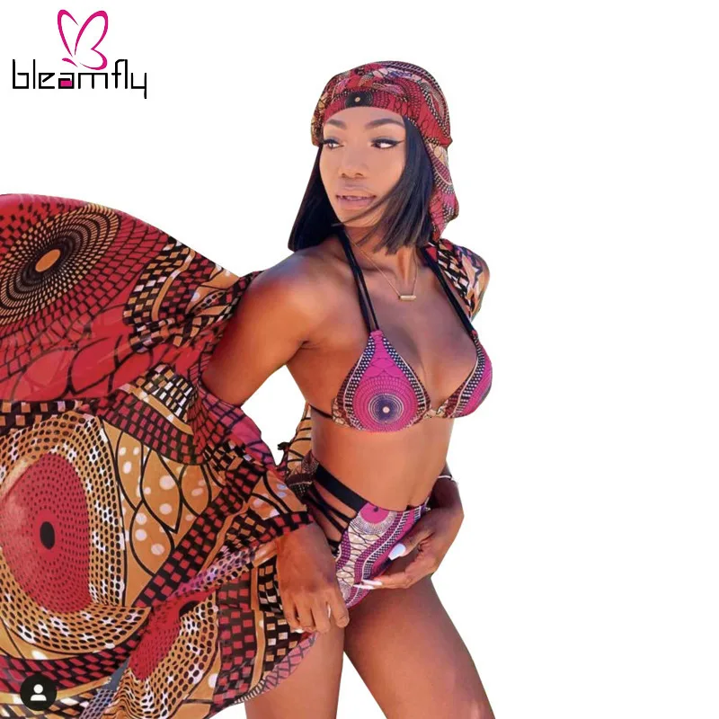 Женский летний комплект из трех предметов: топ с принтом и черными дырками