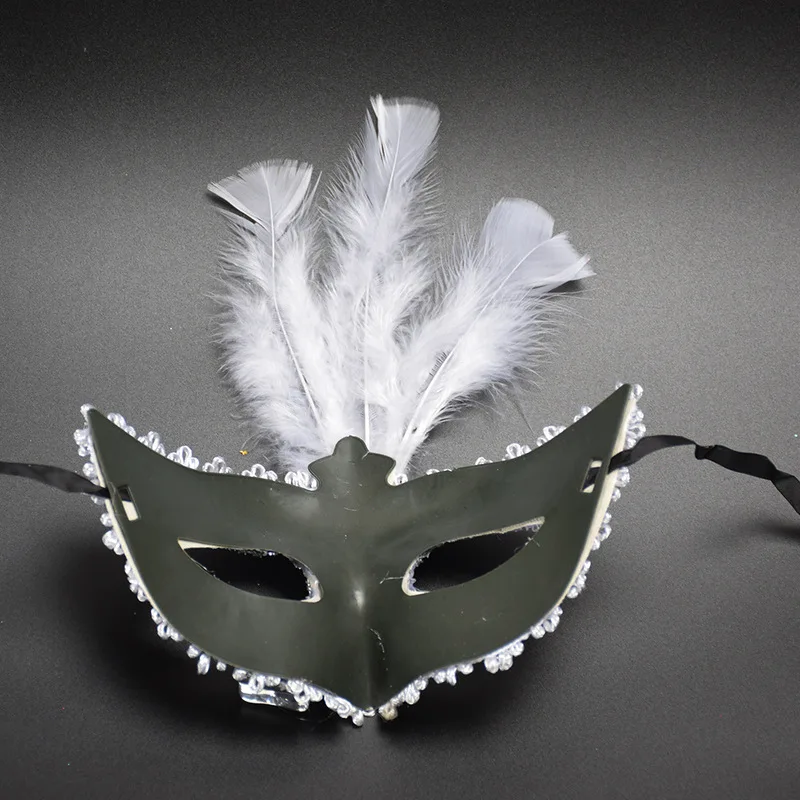 

5pcs/lot Venetian Style Lace Crystal Rhinestones Cosplay Mask for Halloween /Masquerade /Costume Fringed Feather Mask