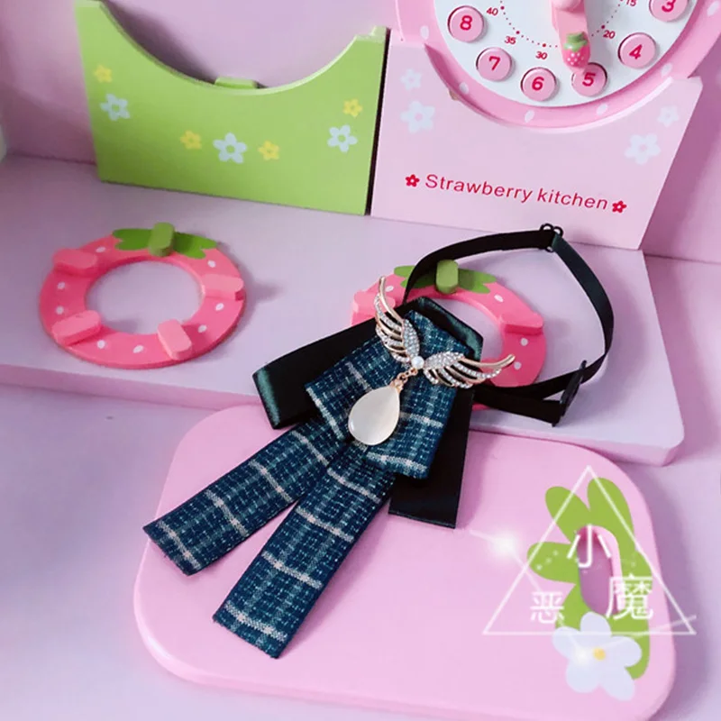 Галстук-бабочка женский винтажный черный с бриллиантами | Аксессуары для одежды