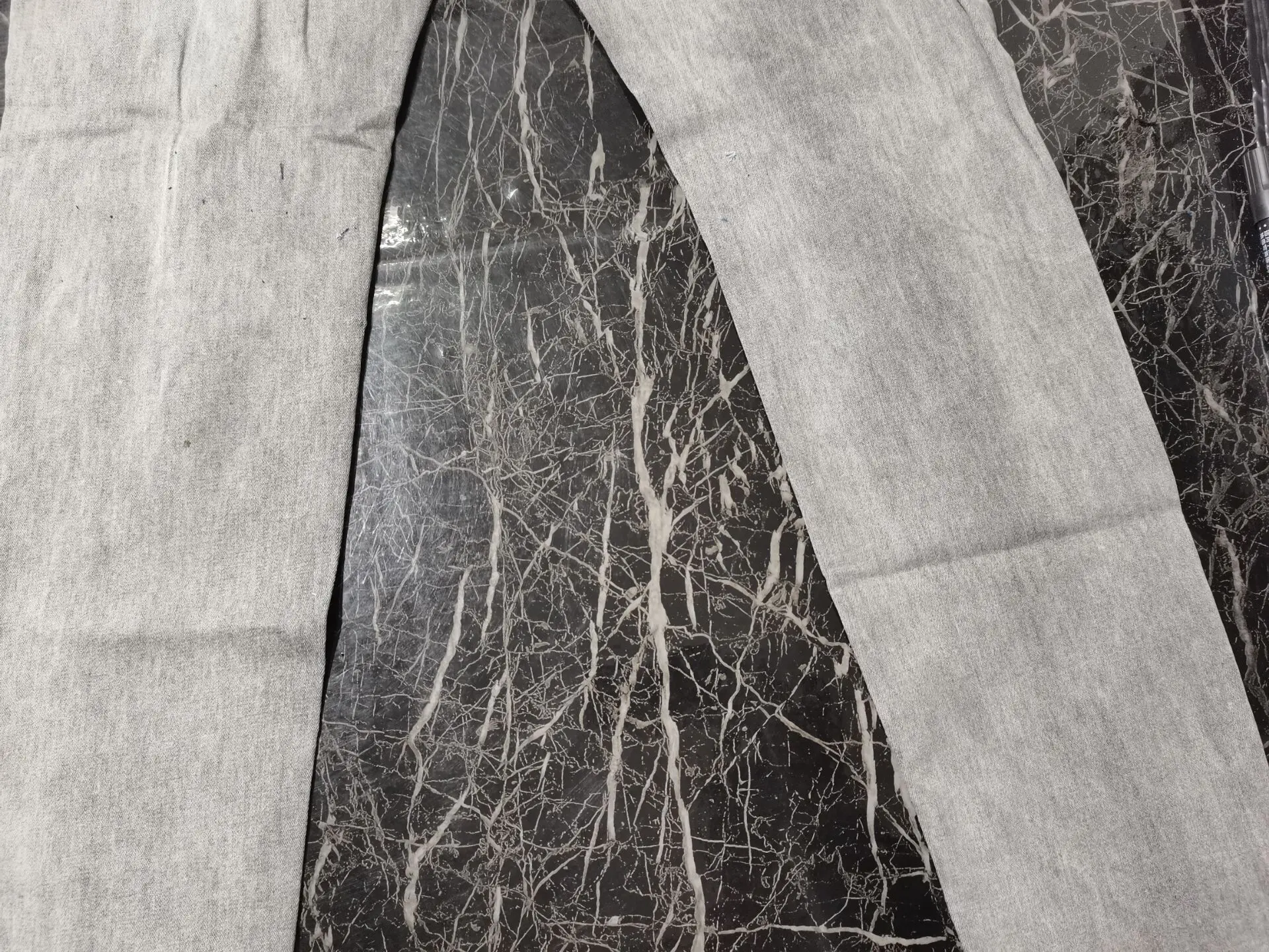 

3 Kinds Color Jeans Men Skinny Denim Pants Ripped Streetwear Male Hip-Hop Hole Scratch Checked jeans Pencil Trousers Size 4XL