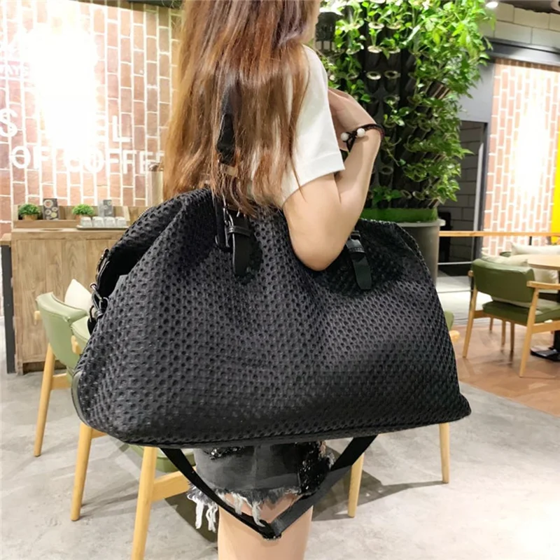 Black Large Capacity Shoulder Bag Fashion for Lady Travel Gym Sports Bag for Women Weekender Overnight Tote Bag for Men