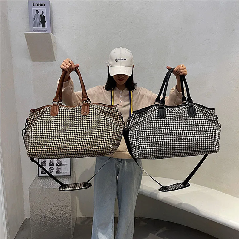 

Luxury European and American Fashion Women's Large-capacity Short-distance Travel Luggage Bag and Shoulder Gym Bag