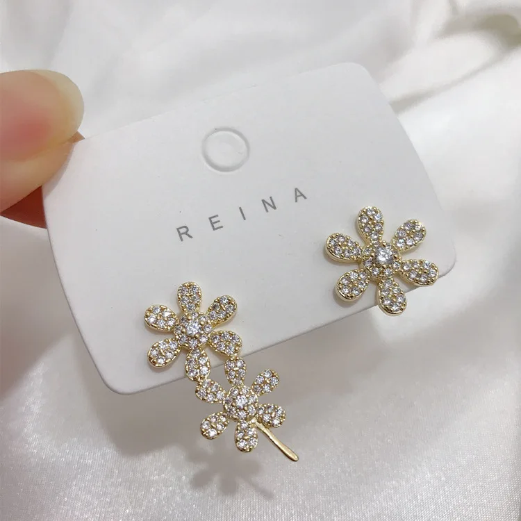 

New Design 14K Gold Plated Plated Irregular Flower Stud Earrings For Women Luxury Jewelry Zircon Earrings