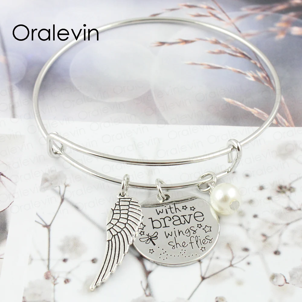 WITH BRAVE WINGS SHE FLIES Inspirational Hand Stamped Quote Angel Wing Necklace Gift Jewelry 10Pcs/Lot #LN2052 | Украшения и