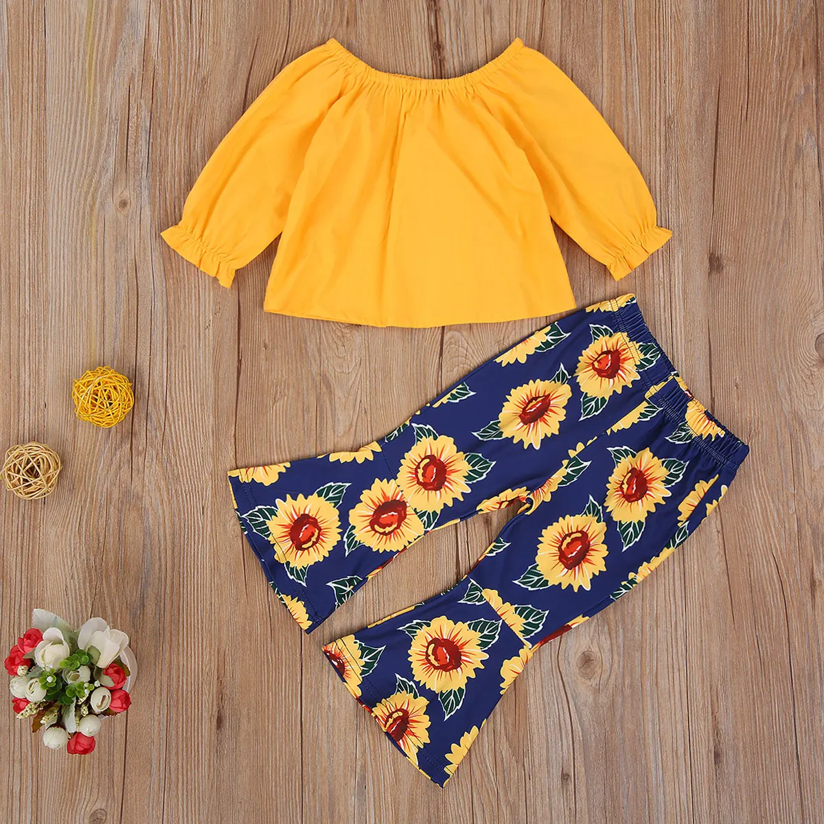 

Spring Autumn Infant Baby Girls 2-piece Suit Solid Color Pagoda Long Sleeve Off Shoulder Tops Flower Print Flare Pant Set