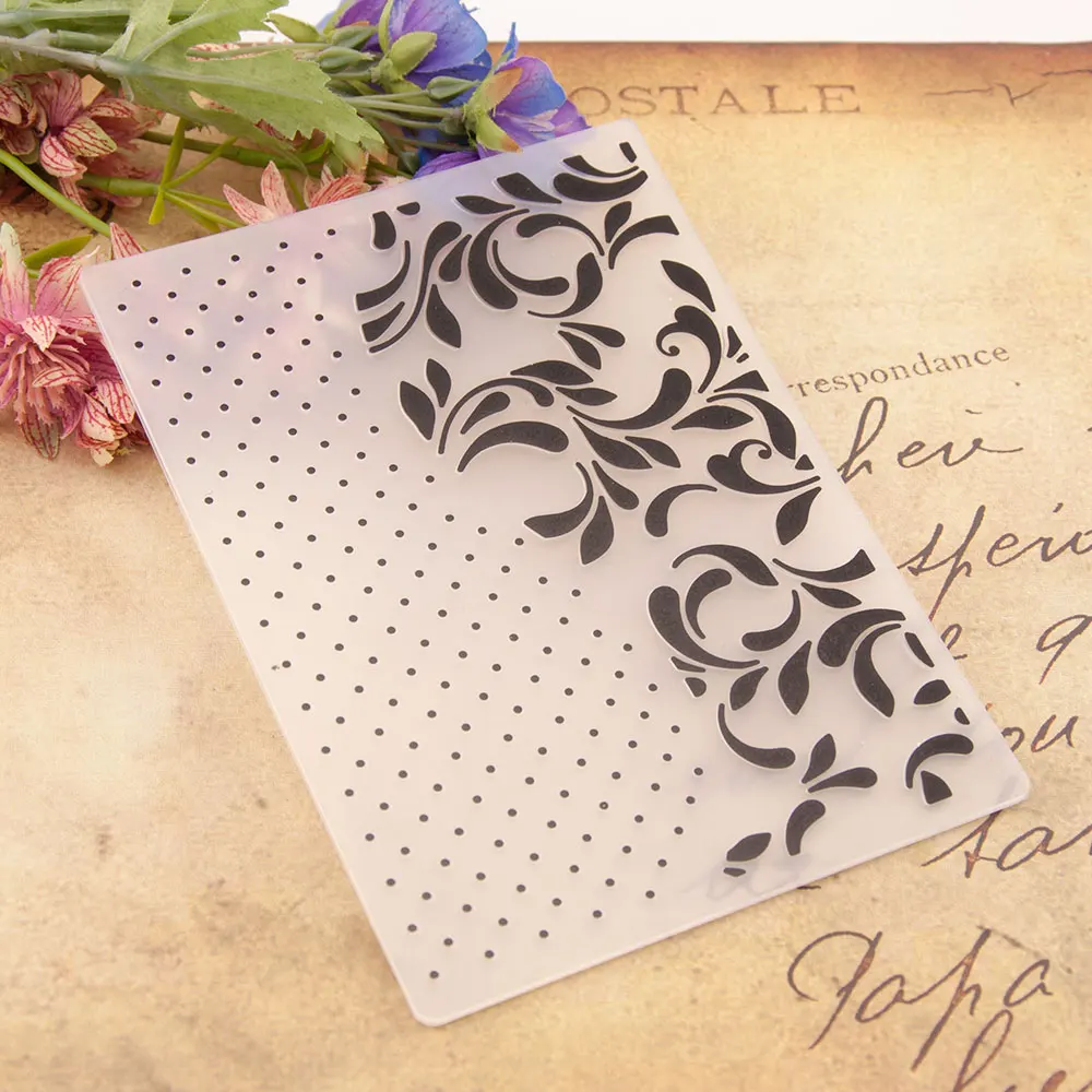 Кружевной пластиковый шаблон в горошек для изготовления карточек бумажных