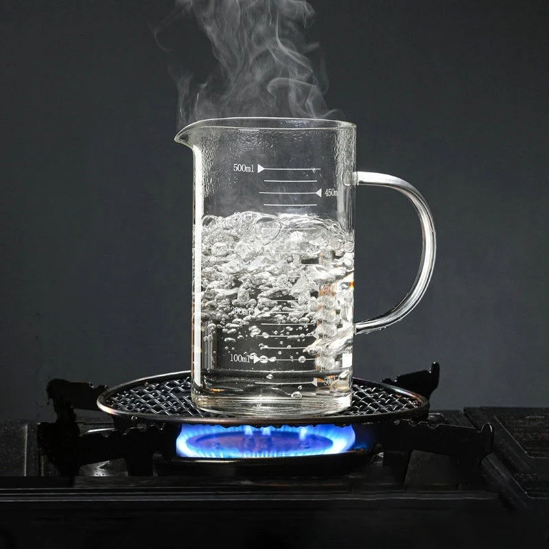 

High Temperature Resistant Measuring Cup Transparent Large Capacity Graduated Cup High Borosilicate Glass Scale Cup with Cover