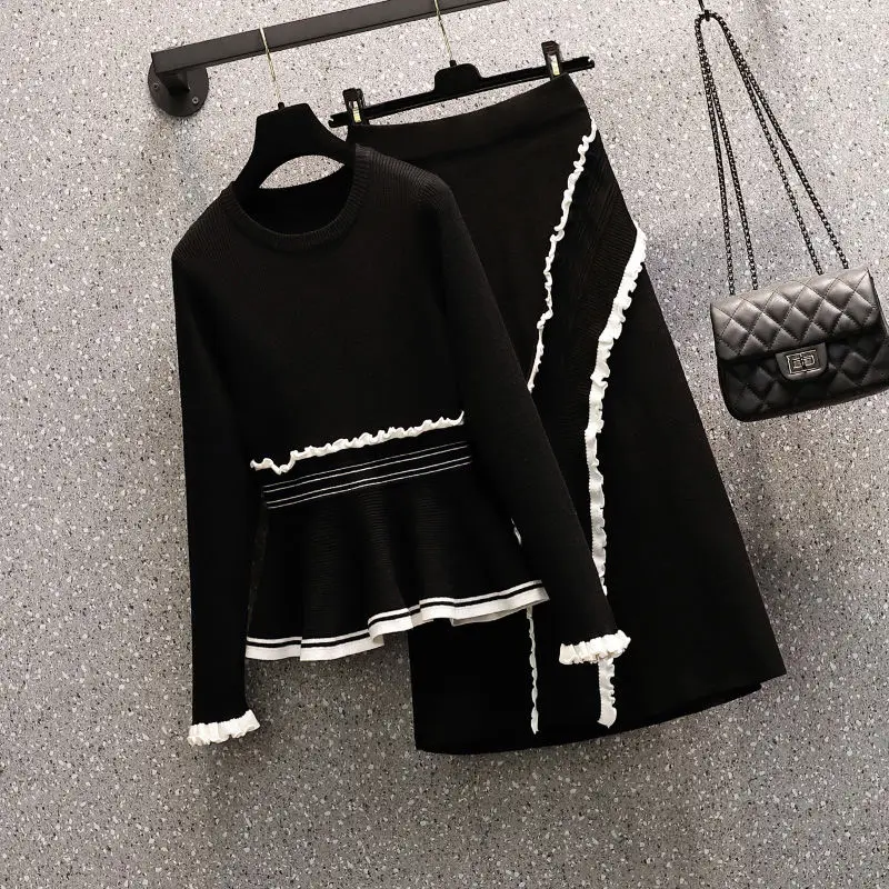 

2021 Winter Black Suit Female Aging Temperament Knitted Sweater + Slim Temperament Skirt Two-piece Set