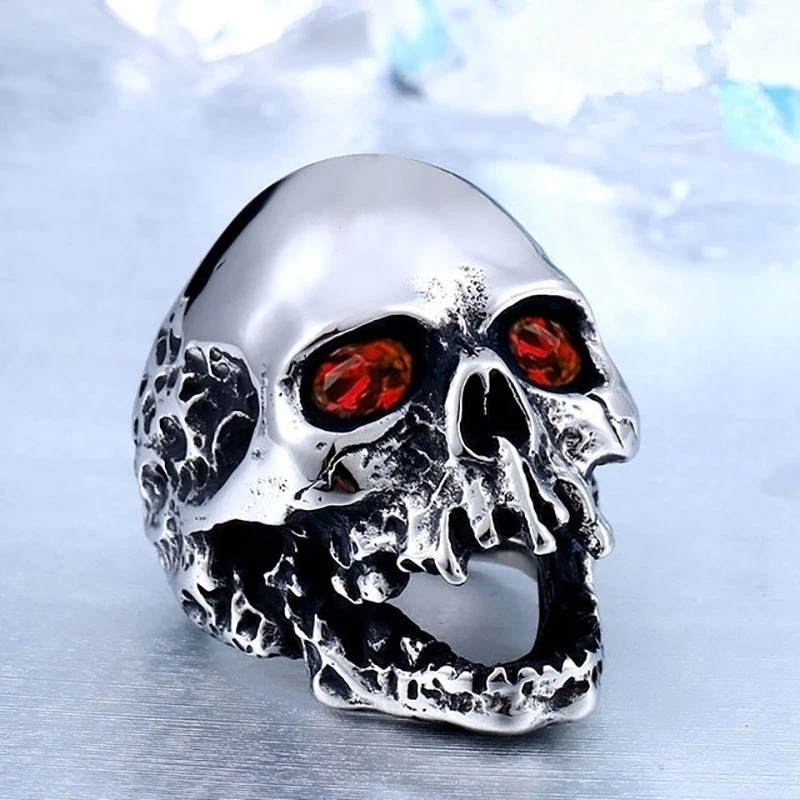 

2021 New Vintage Gothic Jewelry Inlaid Skull Ring Men's Punk Style Alloy Metal Silver Essential Jewelry Bar Holiday Party