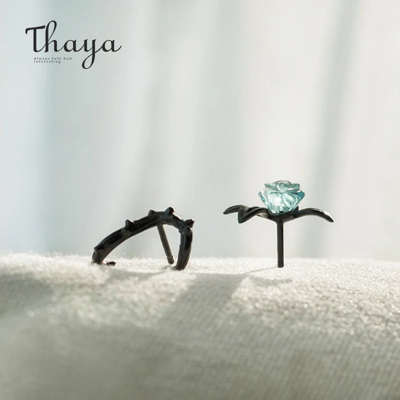 Thaya s925 Серебряные серьги-гвоздики с синими кристаллами и розой для женщин, асимметричные серьги в виде цветка, Женские Ювелирные изделия, подарок