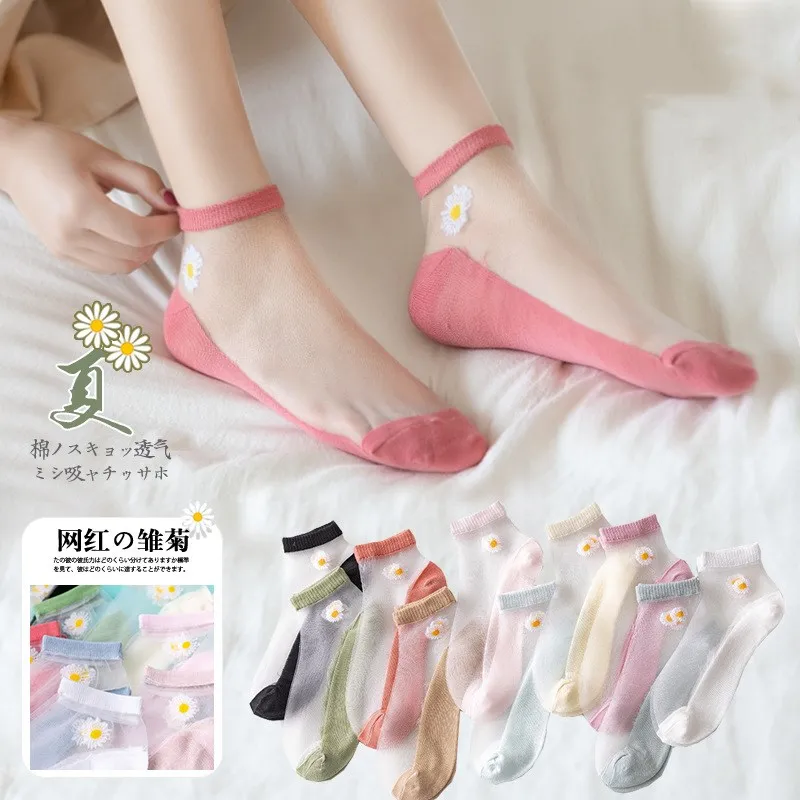 

5Pairs/Lot Women Socks for summer Ultra-thin Transparent Cass Glass fiber Silk Socks Fashion daisy Flower Japan Ankle Socks