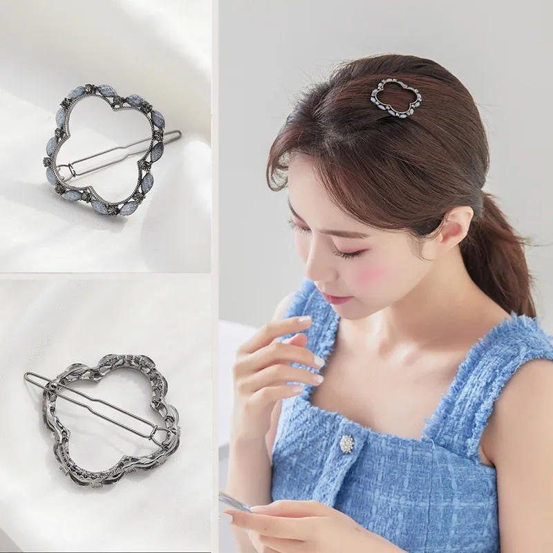

CHIMERA Simple Hollow Hairgrips Korean Hair Clips Crystal Flower Hair Pins Alloy Metal Clamp Barrettes Girls Fashion Accessories