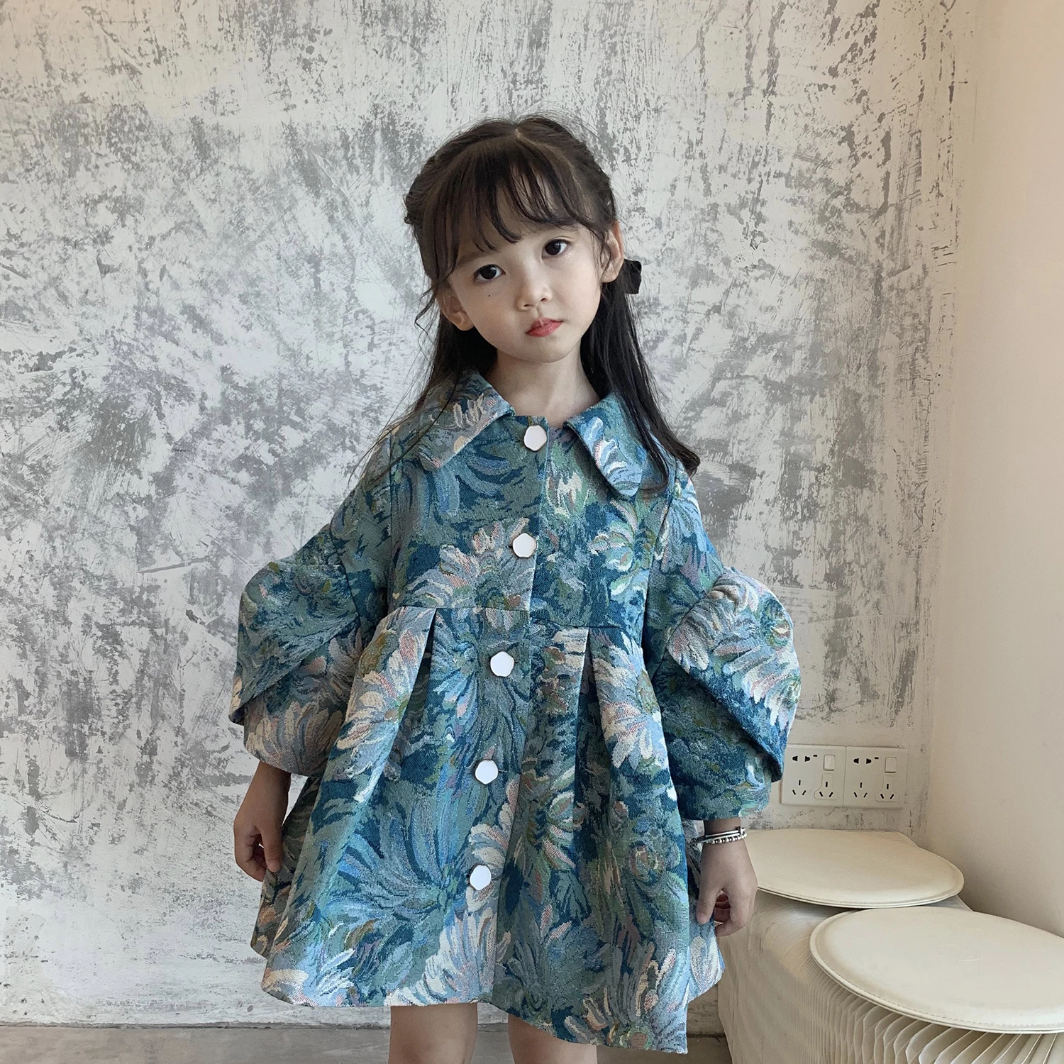 Пальто для девочек детская одежда верхняя маленьких на весну и осень новый стиль