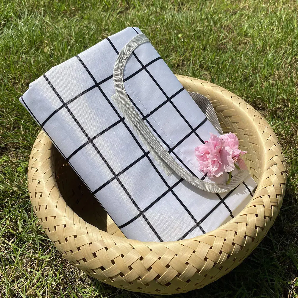 

Black And White Check Picnic Blanket Handy Foldable Picnic Rug Waterproof Sandproof Beach Camping Mat For Family Accessory