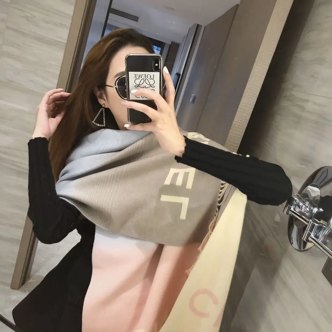 

Длинный шарф, женский кашемировый толстый зимний теплый шарф с буквенным принтом, женская классическая роскошная шаль, женский зимний комп...