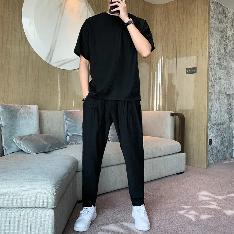 

Casual suit men's 2021 summer new men's fashion brand loose ice silk short sleeve T-shirt two piece set for young boys
