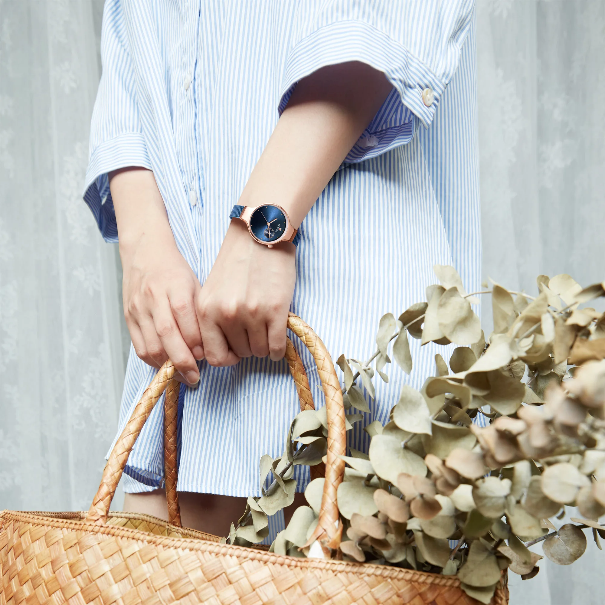 Часы наградные модные спортивные женские высококачественные роскошные