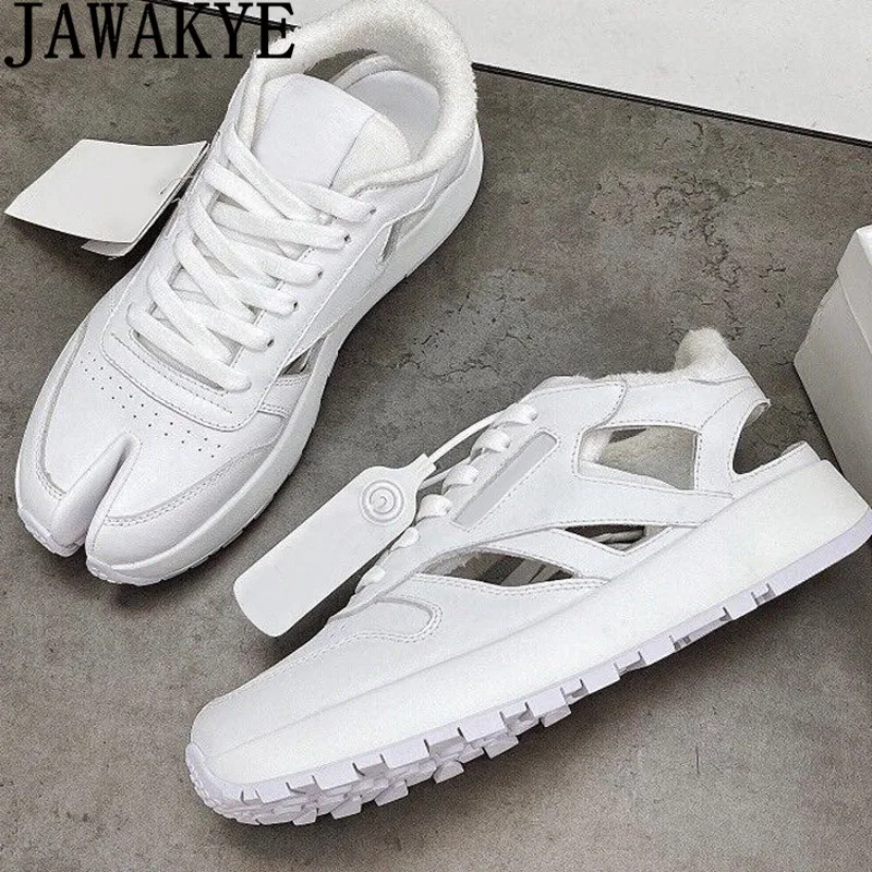 

Real Leather Hollowed Flat Shoes Women Lace Up Platform Tabi Sneakers Ladies Shoes Comfortable Leisure Flats Women Shoes Zapatos