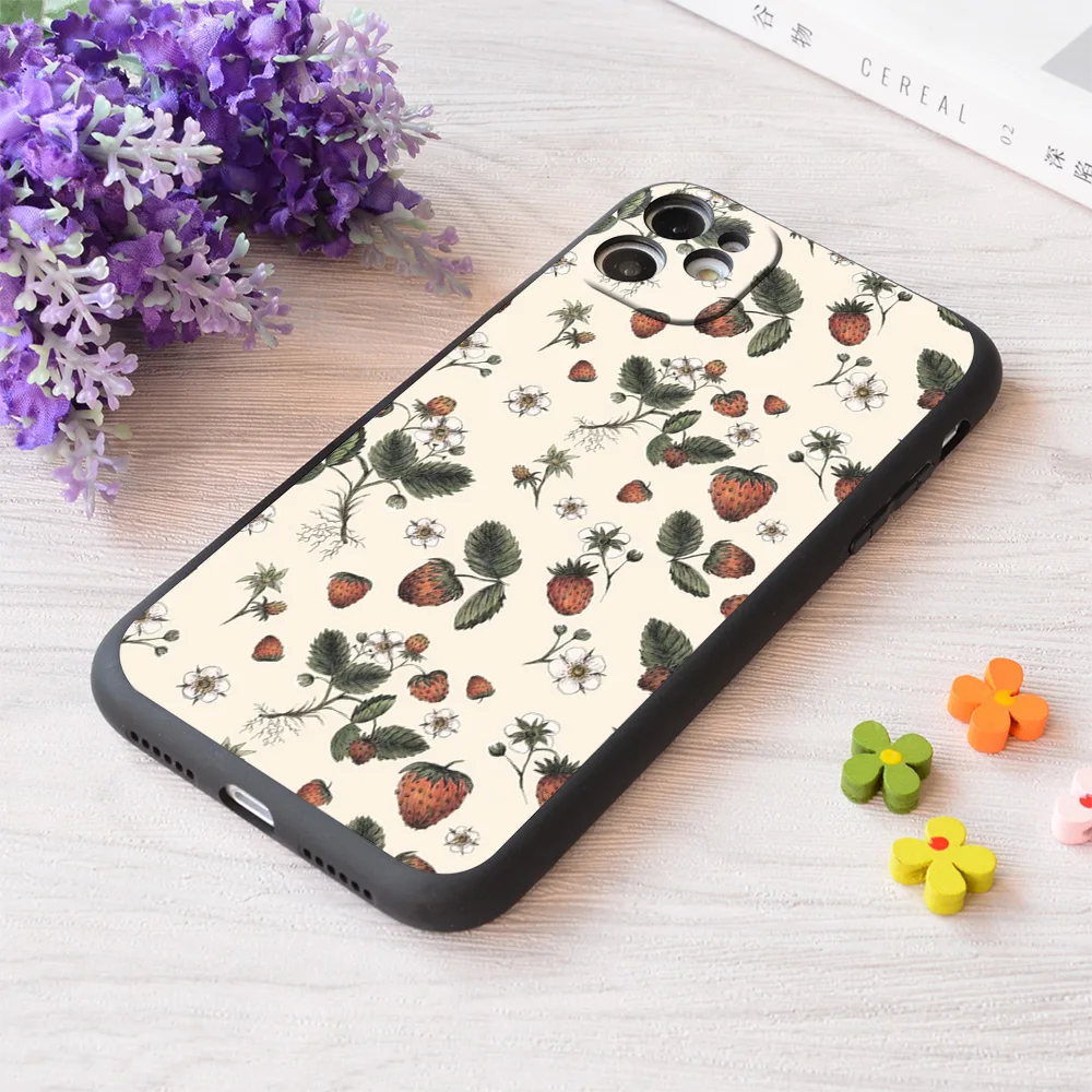 

For iPhone Strawberry Pattern Cream Print Soft Matt Apple Case