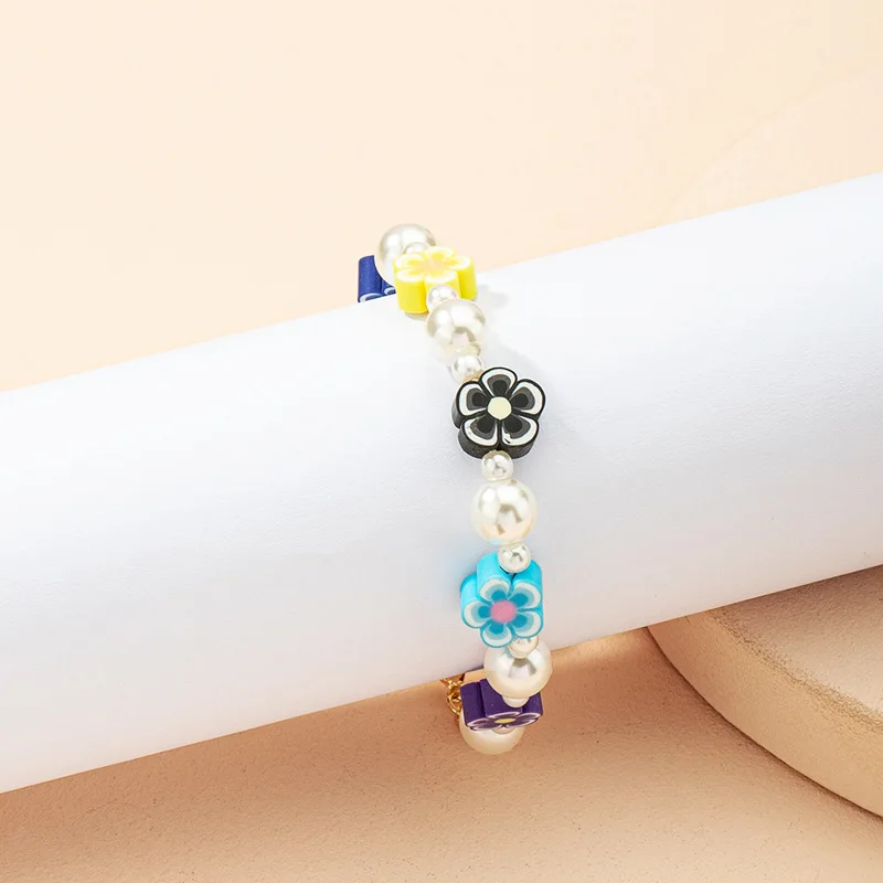 

Cute Soft Pottery Flower Tai Chi Bracelet Geometric White Pearl Strand Female Bracelets for Women Girl Bohemian Party Jewelry