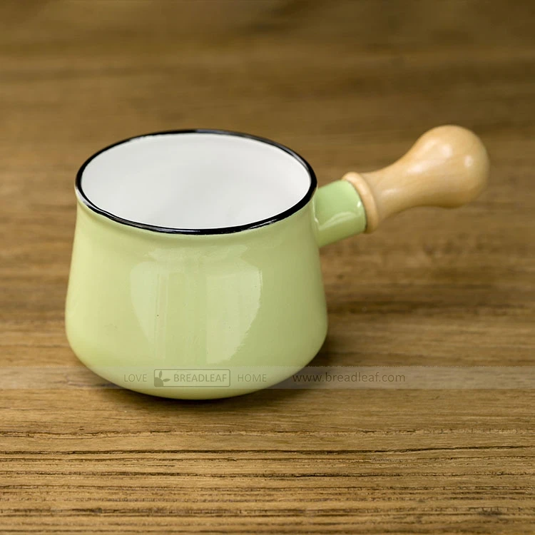 Light green 9 см эмаль мини кастрюля для молока, масло горшок с одиночными деревянная ручка деревянная электромагнитный сковорода кастрюля маленькая кастрюля - Цвет: Light green