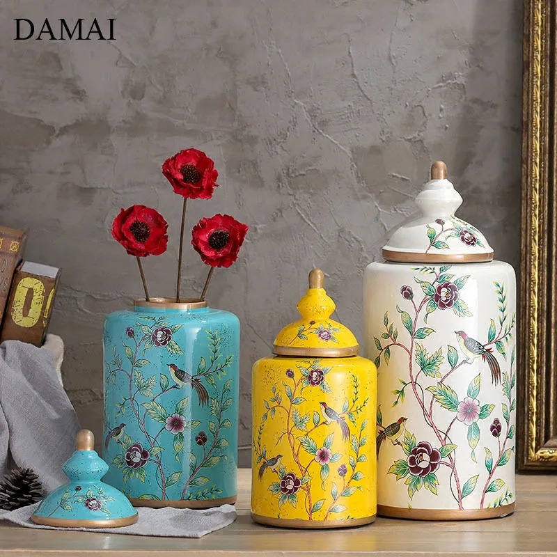 

European Vintage Storage Jars Flower and Bird Decoration Ceramic Vase Tea Pot Candy Snacks Jar Porcelain Art Crafts Ornaments