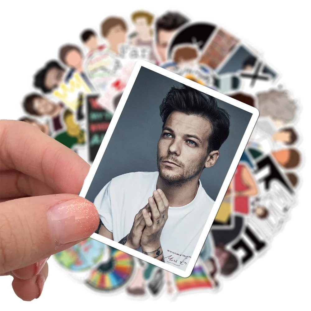 Pegatinas de Singer Louis Tomlinson para ordenador port&aacute;til, almohadilla de botella de agua de PVC, pegatina de juguete impermeable, 10/50 Uds.-2