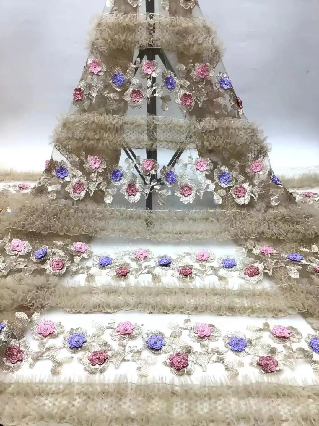 

3D Flower African Lace Fabric High Quality Lace French Mesh Fabrics Nigerian Lace Fabrics For Dress