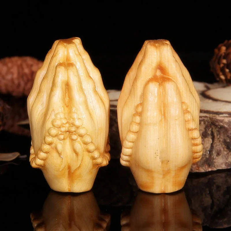 

Ручная резьба по дереву, поделки из дерева, украшения.