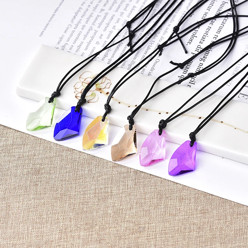 Оптовая продажа модный Асимметричный кристаллический кулон может добавить