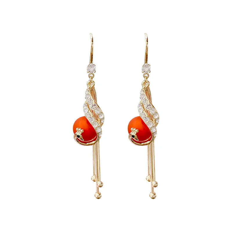 

2021 New Senior Fresh Shiny Crystal Fashion Drop Earrings Contracted Long Metal Tassels Fine Pearl Women Earrings Jewelry