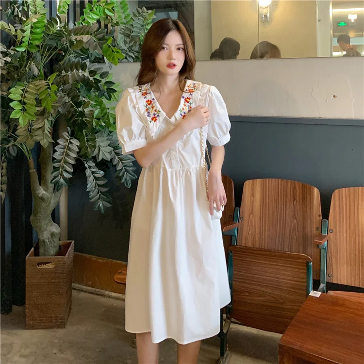 

Korean Style Retro Embroidered Sleeve Elegant Ruffle Collar White Dress Rac