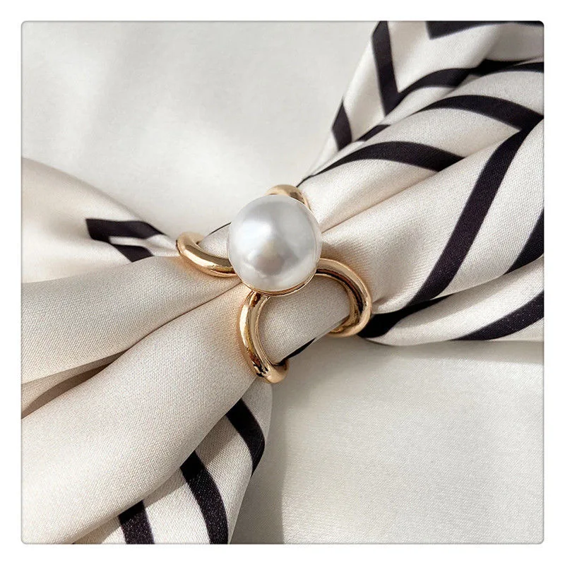 Free Shipping 1PCS Three-ring scarves buckle accessories square scarf shawl clothes corner pearl knotted | Украшения и аксессуары