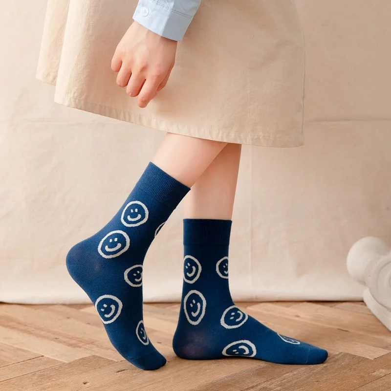 Носки с принтом женские средней длины осень-зима милое хлопковое очаровательное