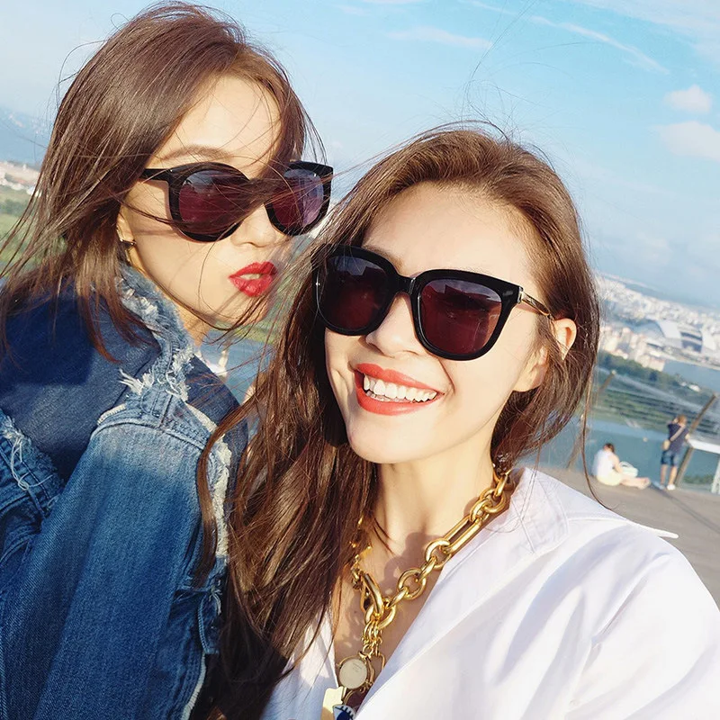 Солнцезащитные очки унисекс в большой оправе модные солнцезащитные с защитой UV400