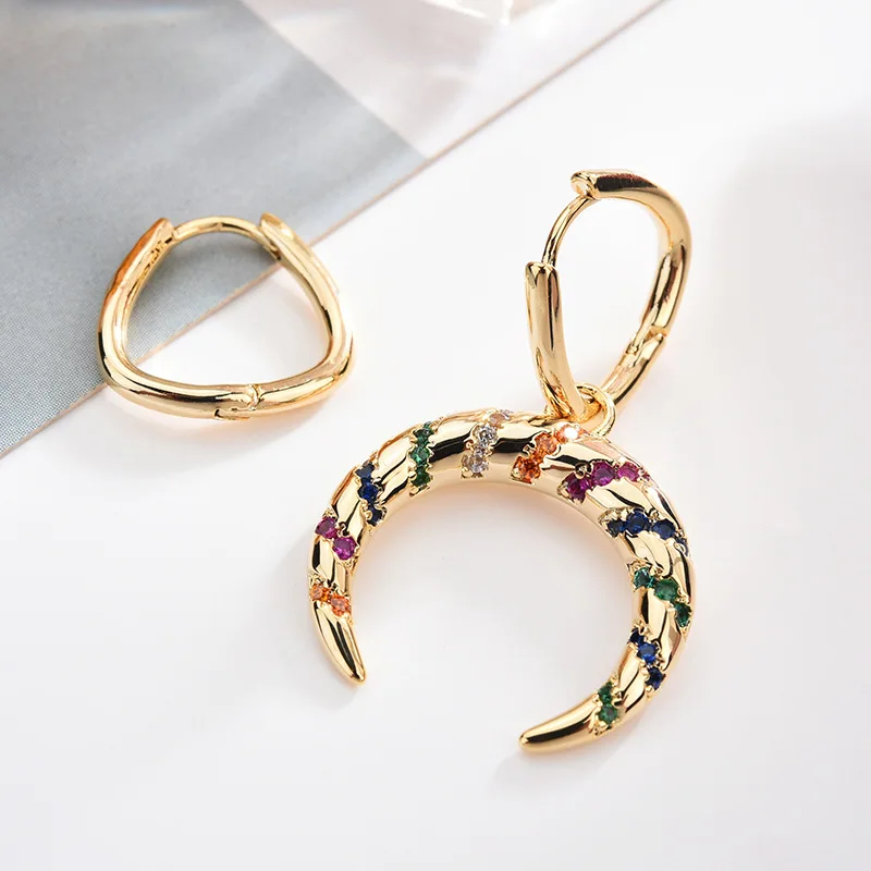 Модные Асимметричные цветные полосатые серьги золотого цвета изогнутые лунные