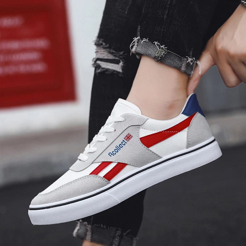 

Men Vulcanize Shoes Soft Flat Sneakers Men Lightweight Vulcanized Shoes Non-slip Male Sneakers Cheap Men Casual Shoes