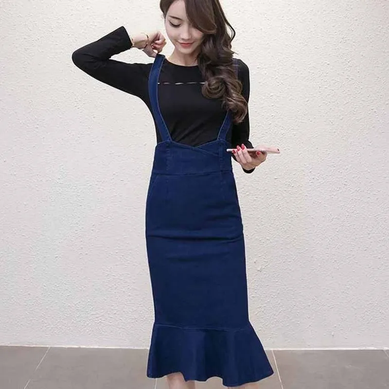 Женская Облегающая джинсовая юбка на бретелях футболка комплект из двух