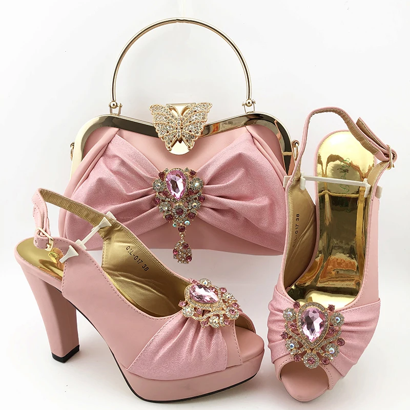

Летние Новые поступления, итальянская женская обувь и сумка в африканском стиле, подходящие к высококачеству с блестящим розовым кристалло...